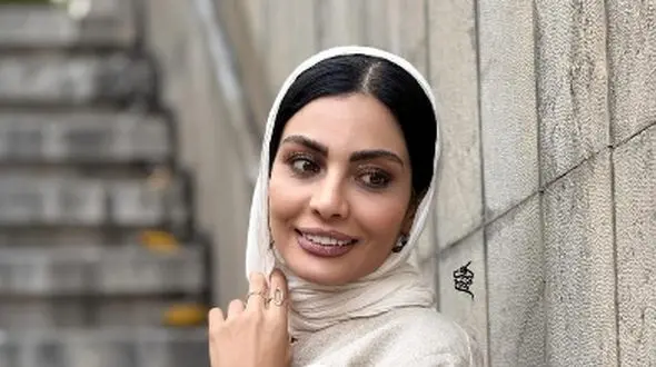 خاطره خنده دار صحرا اسداللهی: خواستگاری داشتم میوه فروش بود انقدر عاشق من بود تا من بهش گفتم نه، گفت صحرا تو اگه زن من نشی من خودمو می‌کشم 6 روز بعد رفت دختر داییشو گرفت