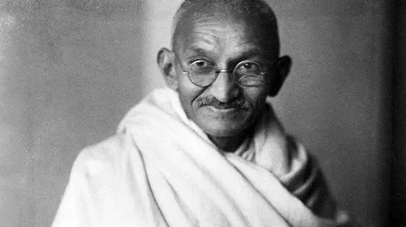 گفتگوی واقعی به سبک گاندی: آری، من یک هندو هستم. همچنین یک مسیحی، یک مسلمان، یک بودایی و یک یهودی نیز هستم