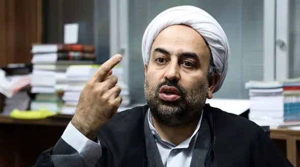 زائری: اینترنت را قطع کنید تا راهی جز ریختن در خیابان باقی نماند!