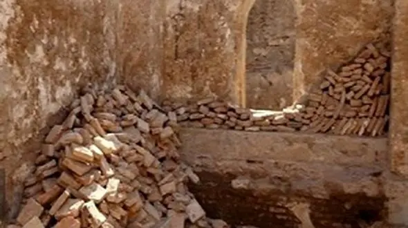 کشف یک حمام تاریخی در سنندج