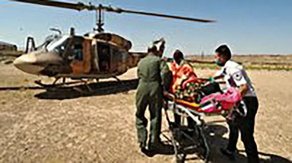 نجات معجزه آسای زن 55 ساله در سقوط از ارتفاع 