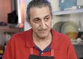 عکس/ نگاهی به چیدمان با سلیقه خانه «یوسف صیادی» و همسرش کمدین محبوب/ مبلمان سلطنتی و فرش اصیل ایرانی مناسب عید امسال 