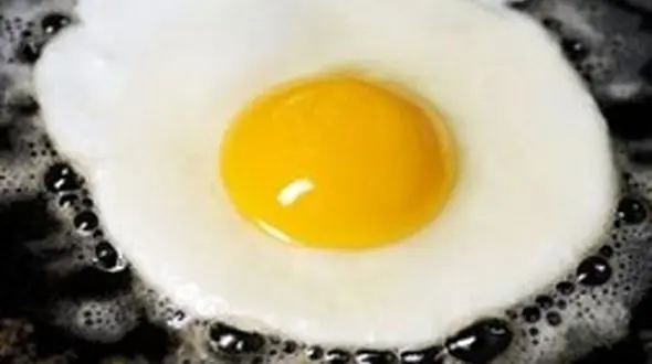 جلوگیری از ریزش موی مردان با خوردن تخم مرغ