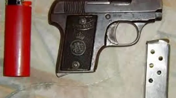 جزئیات تیراندازی پسر سرباز به پدرش در الیگودرز 