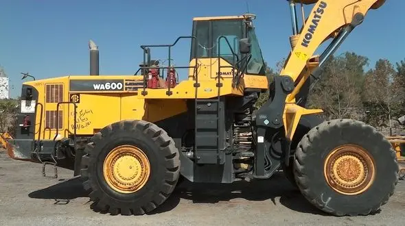 لودر ۱۰۰ میلیاردی در توقیف پلیس/ در نظر اتفاق افتاد!