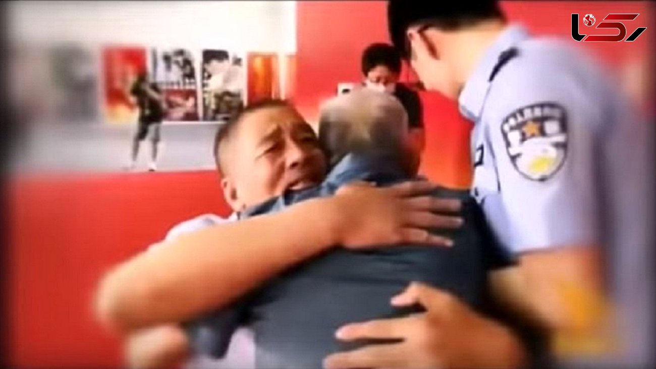 این پدر پس از 58 سال پسرش را در آغوش گرفت / آدم ربایی و حسرت پدرانه+ عکس
