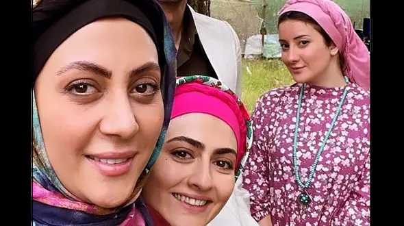 رونمایی «انیس و فرانک» سریال سوجان از تیپ و استایل جدیدشان / تفاوتشان را خارج از قاب دوربین ببینید!