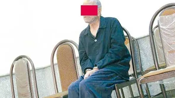 حمله پلیس به خانه عنکبوت پیر در تهران + عکس