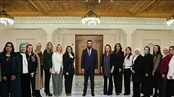 دیدار جولانی با گروهی از زنان سوری ساکن آمریکا در دمشق + تصاویر