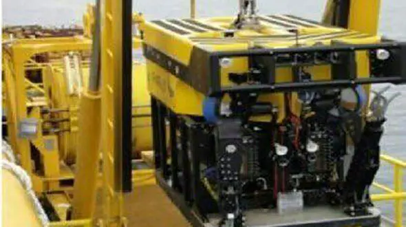 شمارش معکوس برای ورود ربات زیردریایی به لاشه سانچی + عکس 