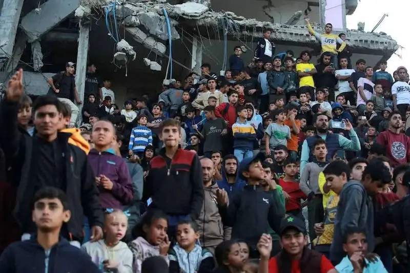 شهر خان‌یونس در جنوب نوار غزه روز سه‌شنبه شاهد برگزاری مراسم عروسی جمعی برای ۵۴ زوج