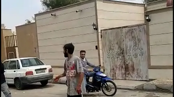 فیلم دلخراش صحنه قتل پدر و مادر  وسط خیابان / دلتان به درد می آید + عکس