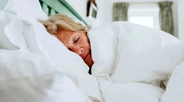 خطرناک‌ ترین وضعیت‌ های بدن هنگام خواب که باید بدانید