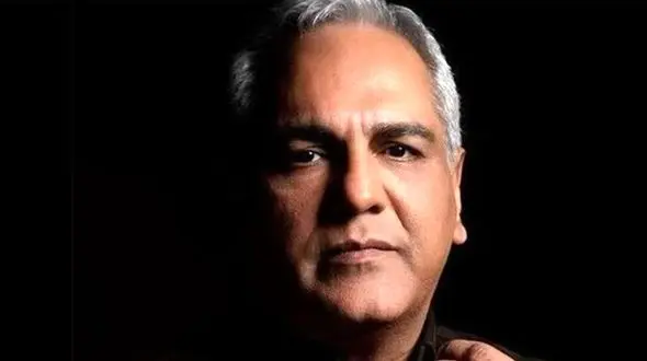 فیلم/ خاطره خنده دار مهران مدیری: کنسرت داشتم سالن میلاد و منم خیلی خوشحال که با ارکست بزرگ میخونم و این همه جمعیت، خانم خیلی مسنی صدام کرد گفت مادر جان برو همون بازیگریتو بکن 