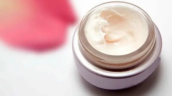 خودت کرم مرطوب کننده بساز