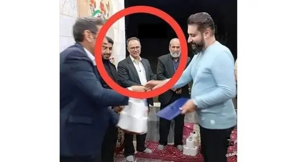  دستمال کاغذی به خبرنگاران دادیم تا آلودگی ها را پاک کنند/کسانی که ما را نقد میکنند، باید خود را درمان کنند! + صوت