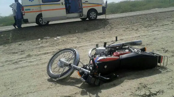 برخورد مرگبار پژو با موتورسیکلت در بجستان جان یک تن را گرفت