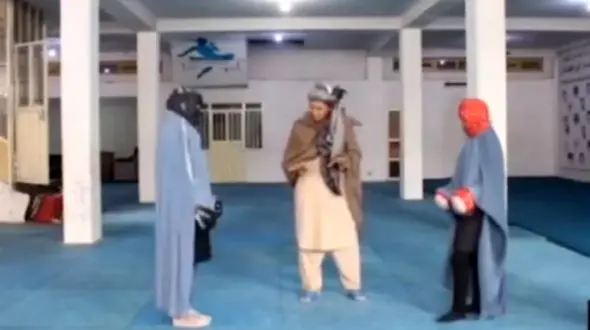 فیلم تاثر آور از ورزش زنان افغان با فرمول طالبان !