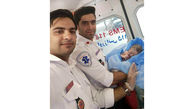 عکس / تولد نوزاد عجول در آمبولانس کرمان 