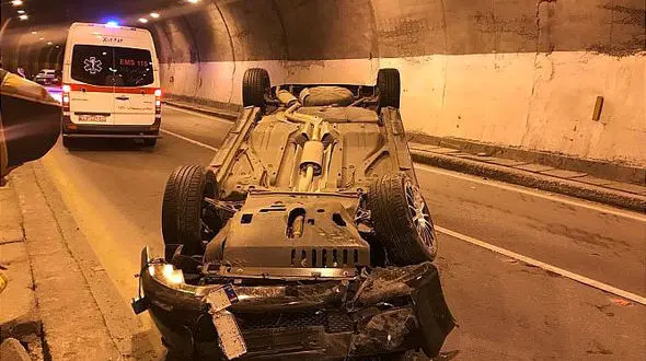 عکس هایی عجیب از تصادف داخل تونل بزرگراه پردیس / آتش می گرفت فاجعه بود 