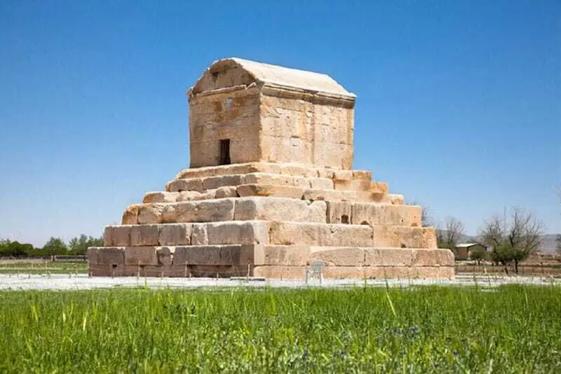 کوروش