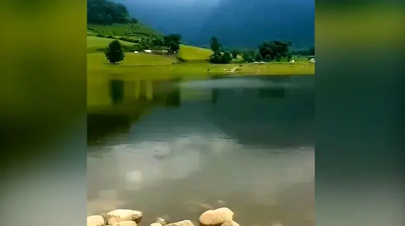 روستای شفیع آباد معدن توت فرنگی کشور + فیلم