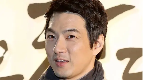 (تصاویر) حضور غافلگیرکنندۀ «جومونگ و مادرش» در سفارت ایران در سال 1393