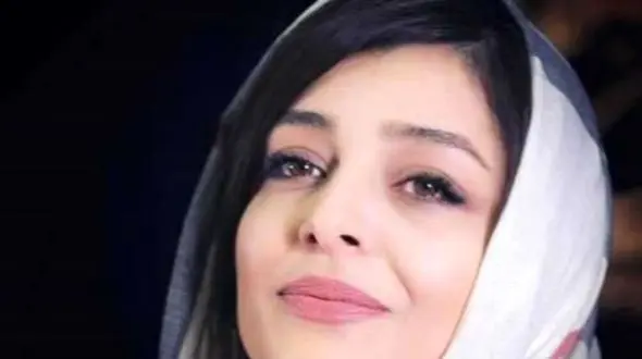 عکس / نگاهی به دکوراسیون فوق لوکس سالن زیبایی ساره بیات در دبی/ غوغای خانم بازیگر و خواهر باکلاسش را ببینید