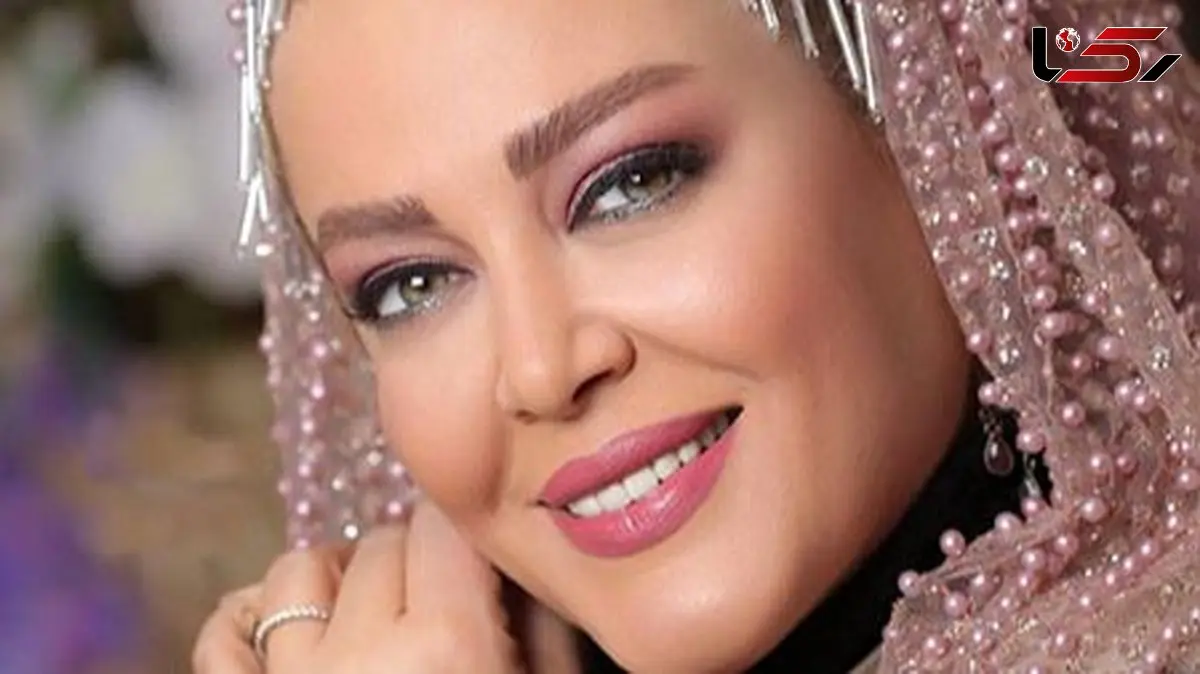 عکس ها / نگاهی به چیدمان هنری خانه بهاره رهنما/ از گرامافون و صندلی آنچنانی تا تابلوهای هنری و جعبه چوبی قدیمی