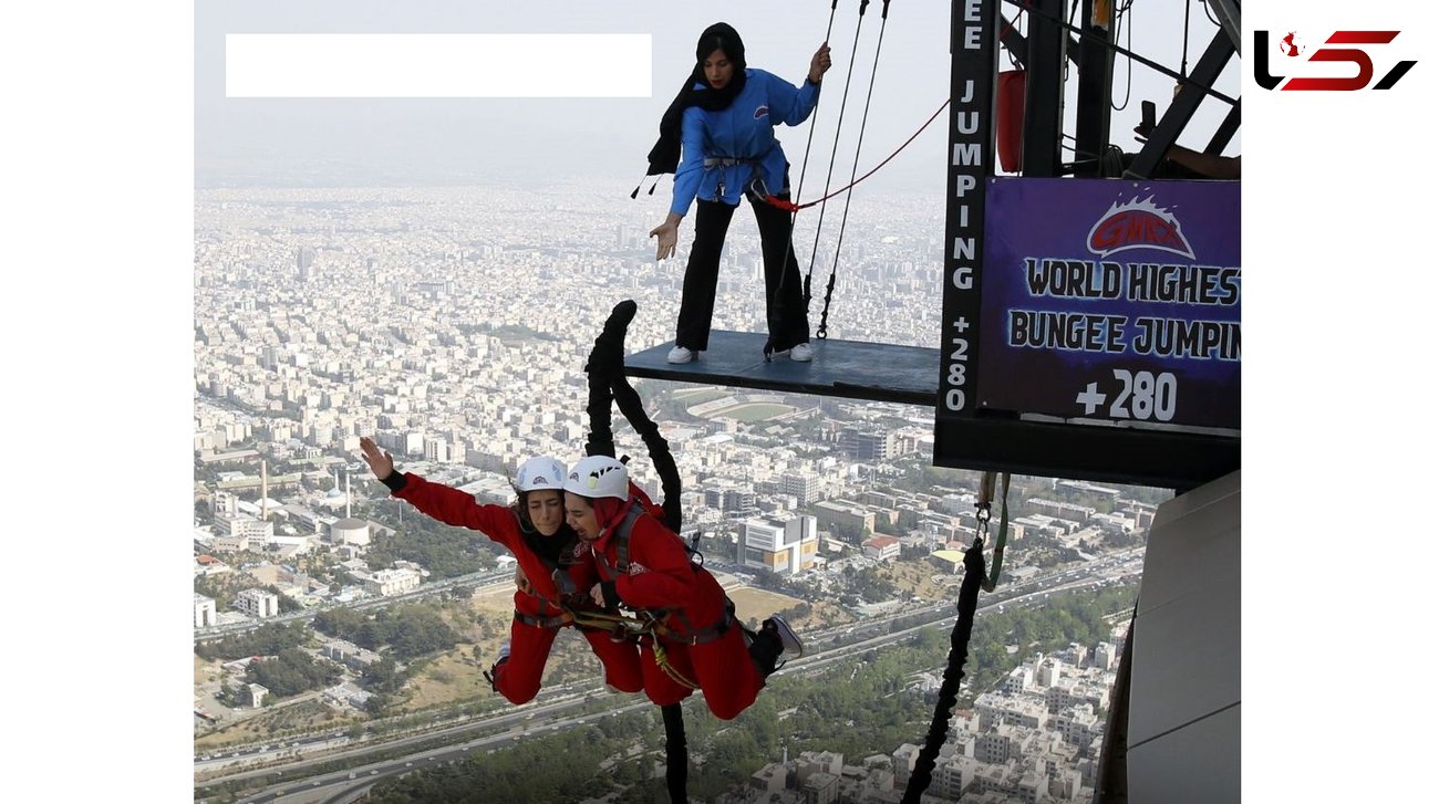 سقوط زنان و مردان از ارتفاع 280 متری برج میلاد  + عکس