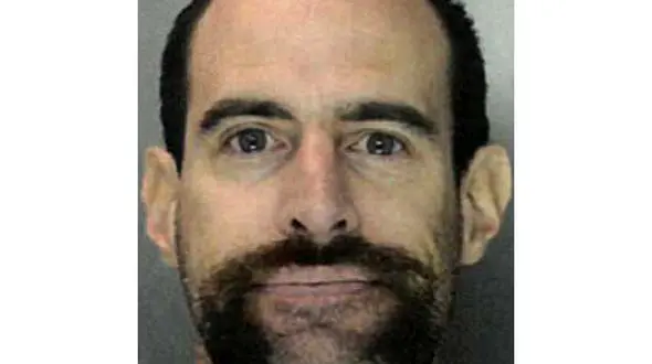 معلم منحرف دختران کوچک را هیپنوتیزم می کرد تا نفهمند چه بلایی بر سرشان می آید+عکس