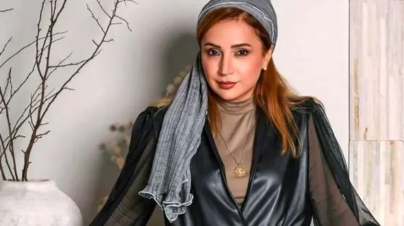 فیلم مستند حیات وحش دبی و دریاچه عشق از دوربین شبنم قلی خانی/ خانم بازیگر مبهوت تبدیل بیابان به دریاچه و کوچ حیوانات شده 