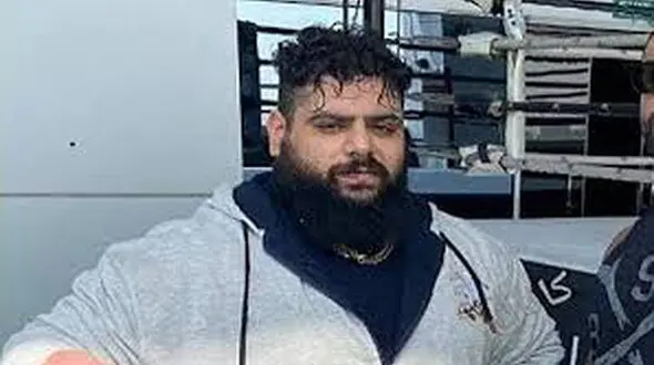 هالک ایرانی  آبروریزی دیگر یا افتخار واقعی بی فتوشاپ ! / روز مبارزه با گوریل قزاقستان مشخص شد