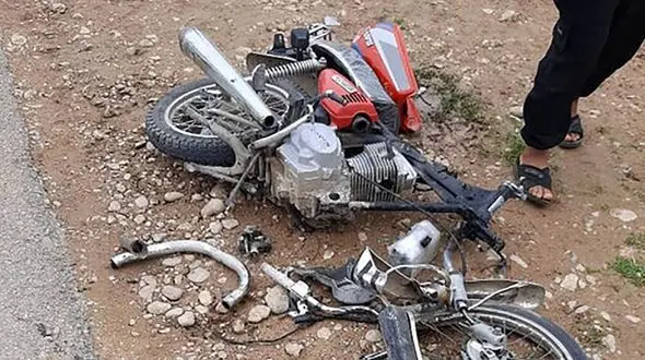 راننده موتورسیکلت عابرپیاده را به کشتن داد