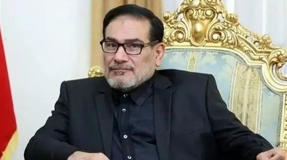 عکس سنگ مزار علی شمخانی با درجه نظامی «دریاسالار» و نوشته هایش 