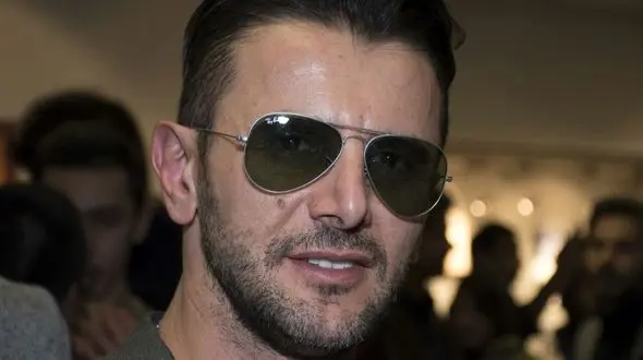 صحبت های جالب امین حیایی درباره محبوبیتش بین مردم /  دخترها عاشق گلزار می شوند+فیلم