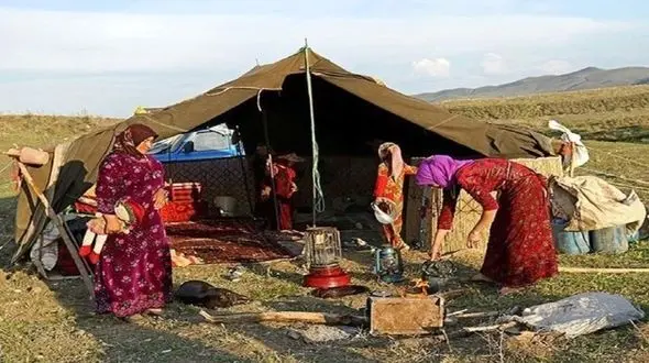 عشایر استان سمنان از مناطق ییلاقی خارج شدند