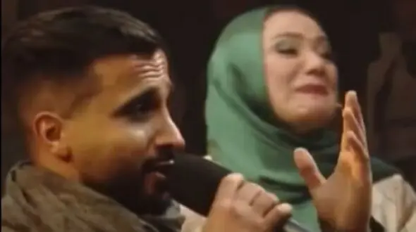فیلم  غوغای آواز جوان پیک موتوری در صداتو با آهنگ رضا صادقی / فقط اشک های شبنم مقدمی