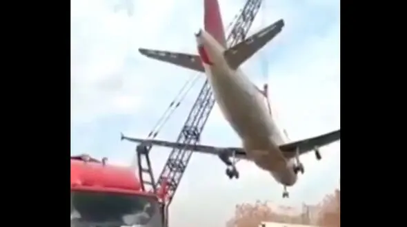فیلم لحظه سقوط هولناک ایرباس A320 در هند