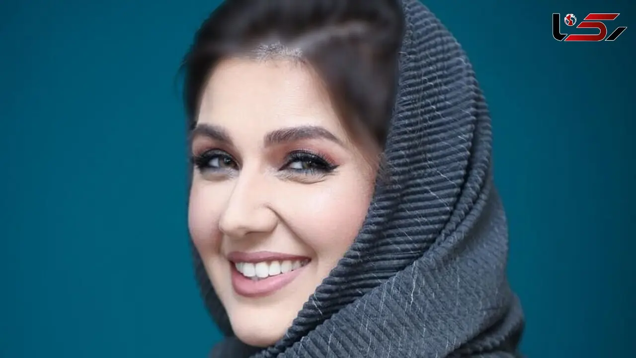 مدل مانتو مزونی ژاکارد گلوریا هاردی بازیگر سریال کیمیا با طراحی خاص شکوفه ای+عکس