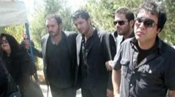 نگاهی به حضو بازیگران در مراسم ختم پدر سام درخشانی / از کامبیز دیرباز و پژمان بازغی تا دیگر بازیگران / روحش شاد