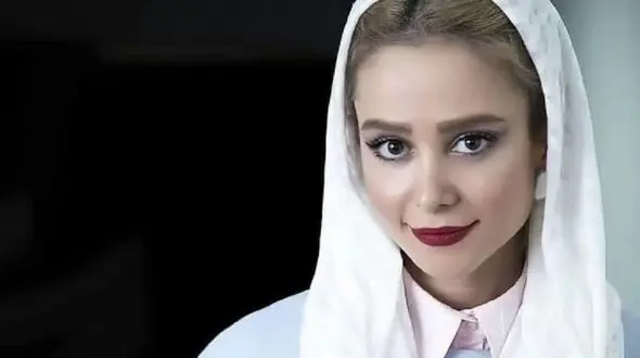 عکس جگرسوز مادر علی انصاریان کنار الناز حبیبی ! / جای پسر خندان خالیست ؟!