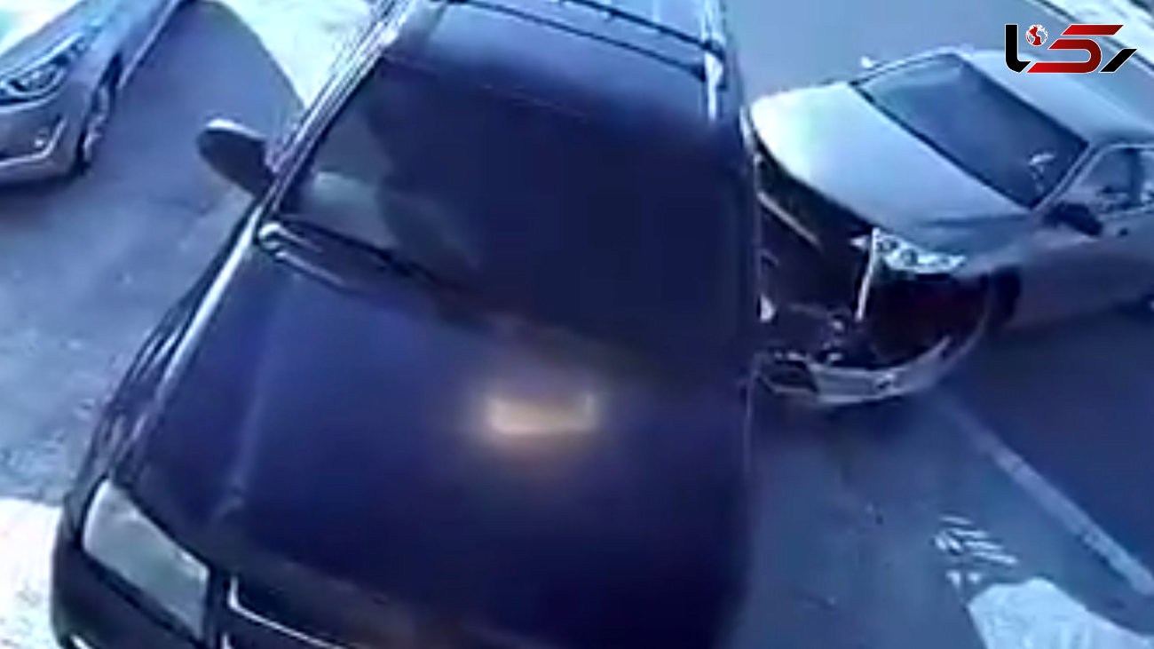 راننده ناشی عربستانی و دردسر خروج از پارکینگ+ فیلم