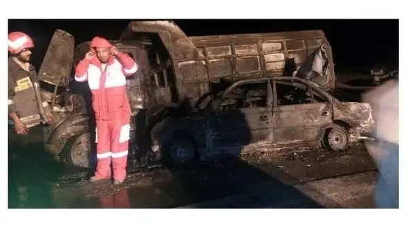 عکس عجیب از صحنه زنده زنده سوختن 2 مرد در سراوان