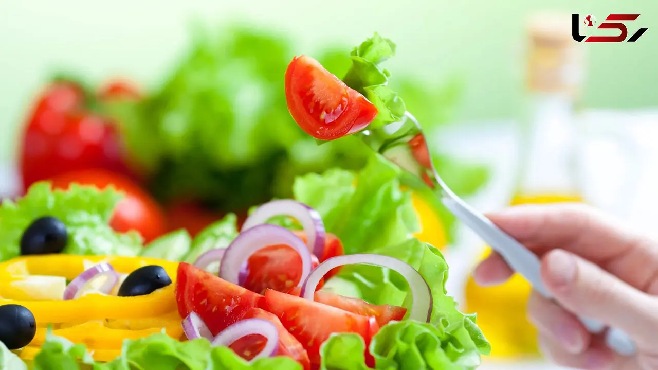 در چه ساعتی چه بخوریم ؟