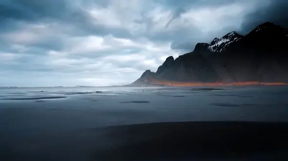 ببینید / آهنگ دلدادگان با صدای محمد اصفهانی + فیلم