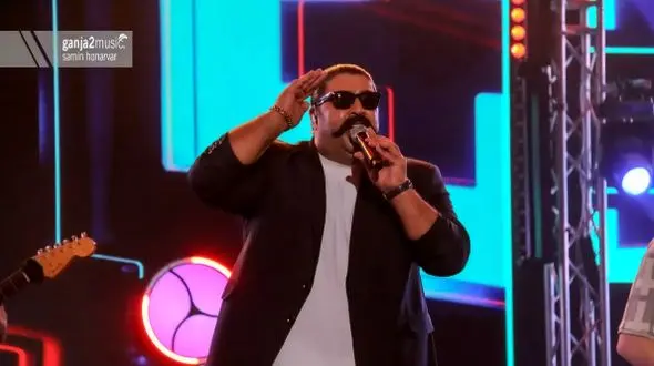 فیلم آوازخوانی شاد  بهنام بانی تو کنسرتش خودش میخونه خودشم رو صحنه میرقصه/مردم چه دادی میزنن