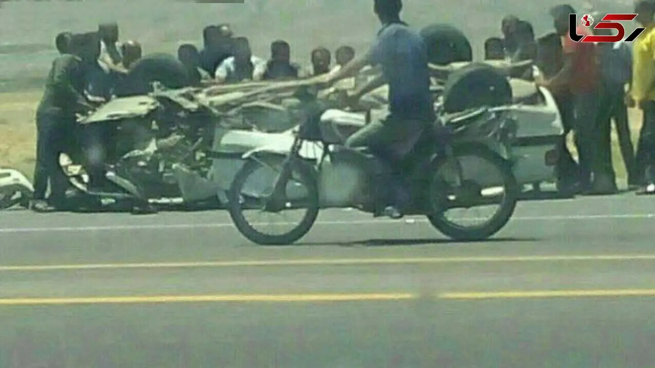 واژگون‌ شدن پژو پارس  در پیچ علی آباد + عکس