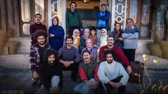 هشدار محسن تنابنده: امشب قسمت ۲۰ پایتخت را بالای 14 ساله ها ببینید ! / صحنه های 14+ دارد !