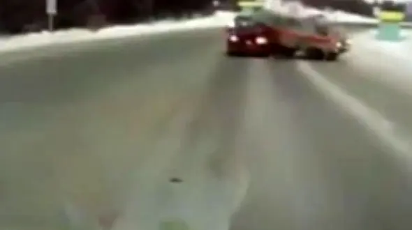 سرنوشت عجیب زن باردار درتصادف شدید آمبولانس + فیلم